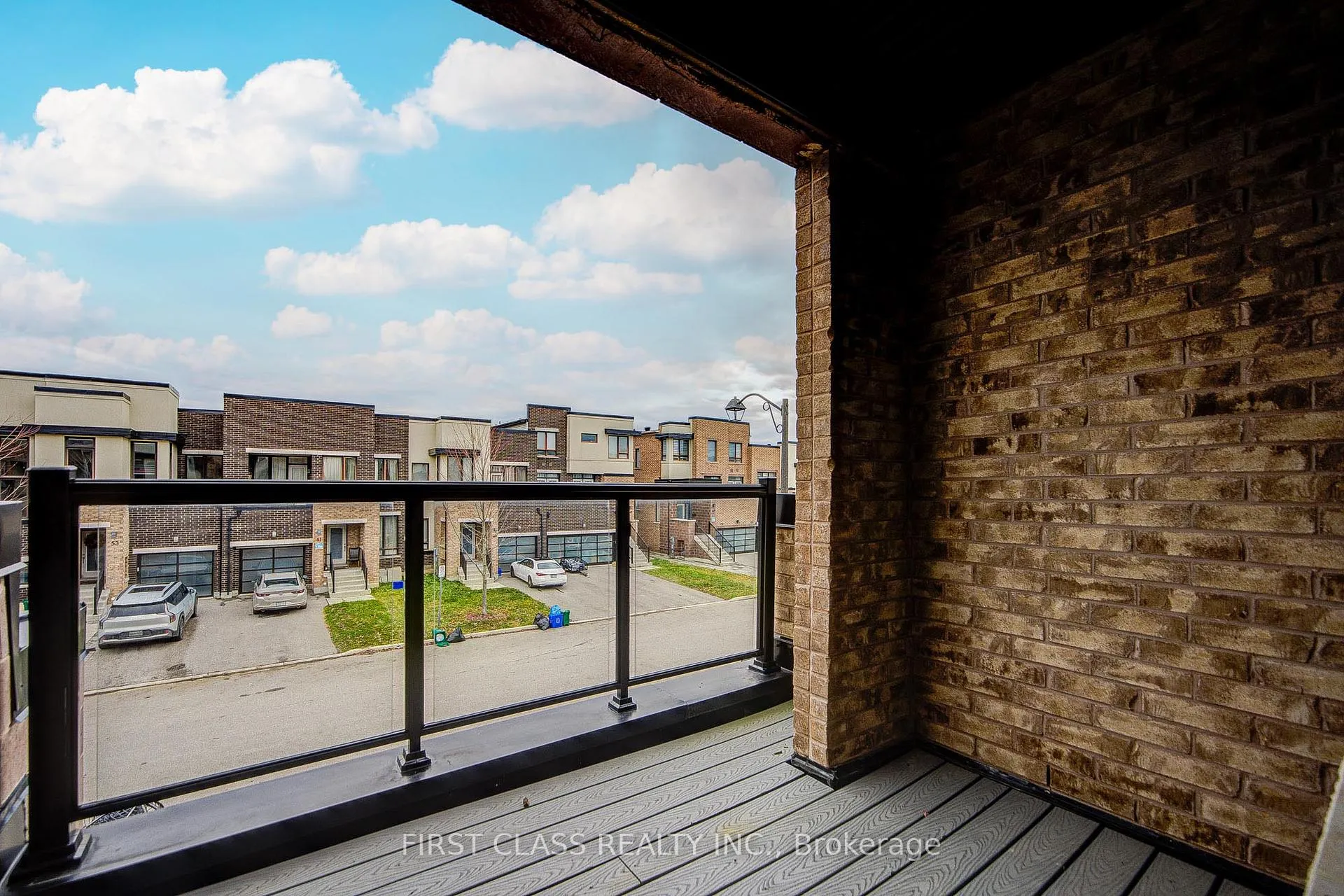 Photo 26 of 52 Helliwell Crescent, Richmond Hill, Rural Richmond Hill — HOMEH