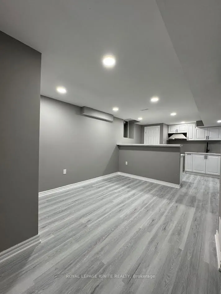 Photo 7 of 1066 Moorelands Crescent, Pickering, Rosebank — HOMEH
