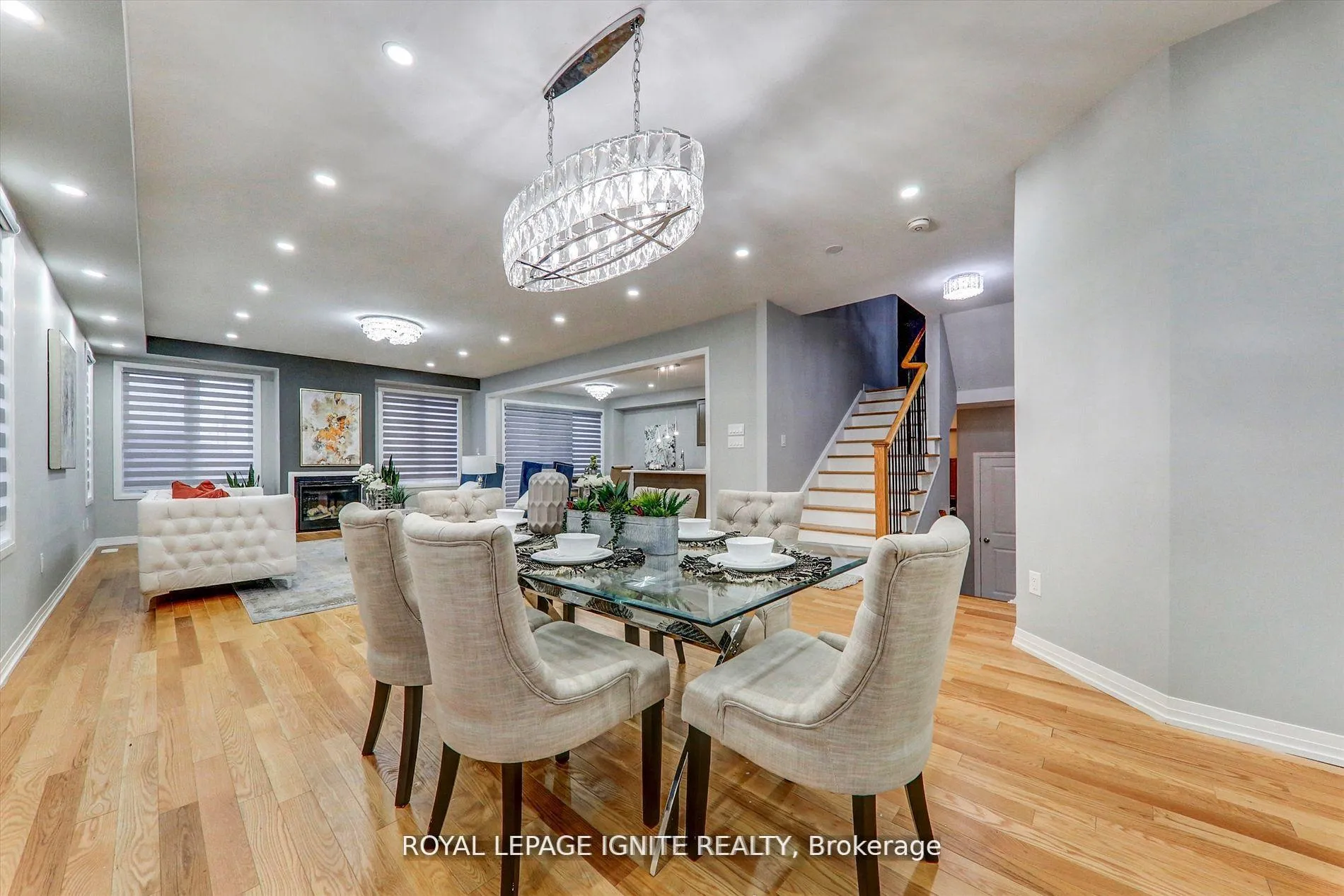 Photo 6 of 101 East Shore Drive, Clarington, Bowmanville — HOMEH