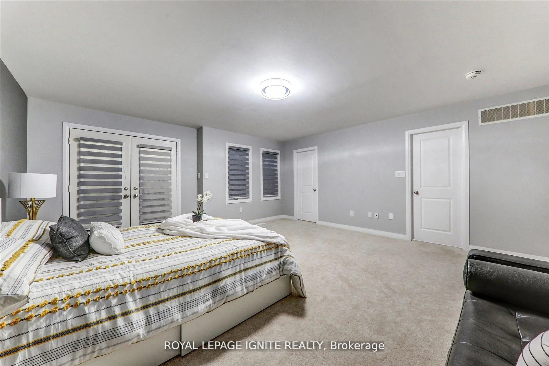 Photo 36 of 101 East Shore Drive, Clarington, Bowmanville — HOMEH