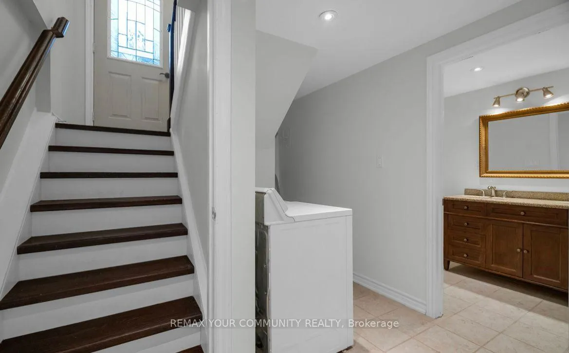 Photo 2 of Unit Basement, 173 Kingsview Drive, Caledon, Bolton North — HOMEH