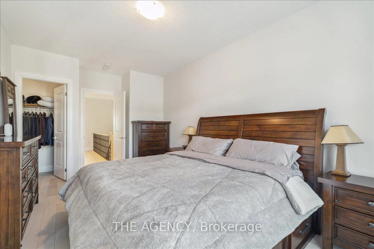 Photo 26 of 84 Salterton Circle, Vaughan, Rural Vaughan — HOMEH