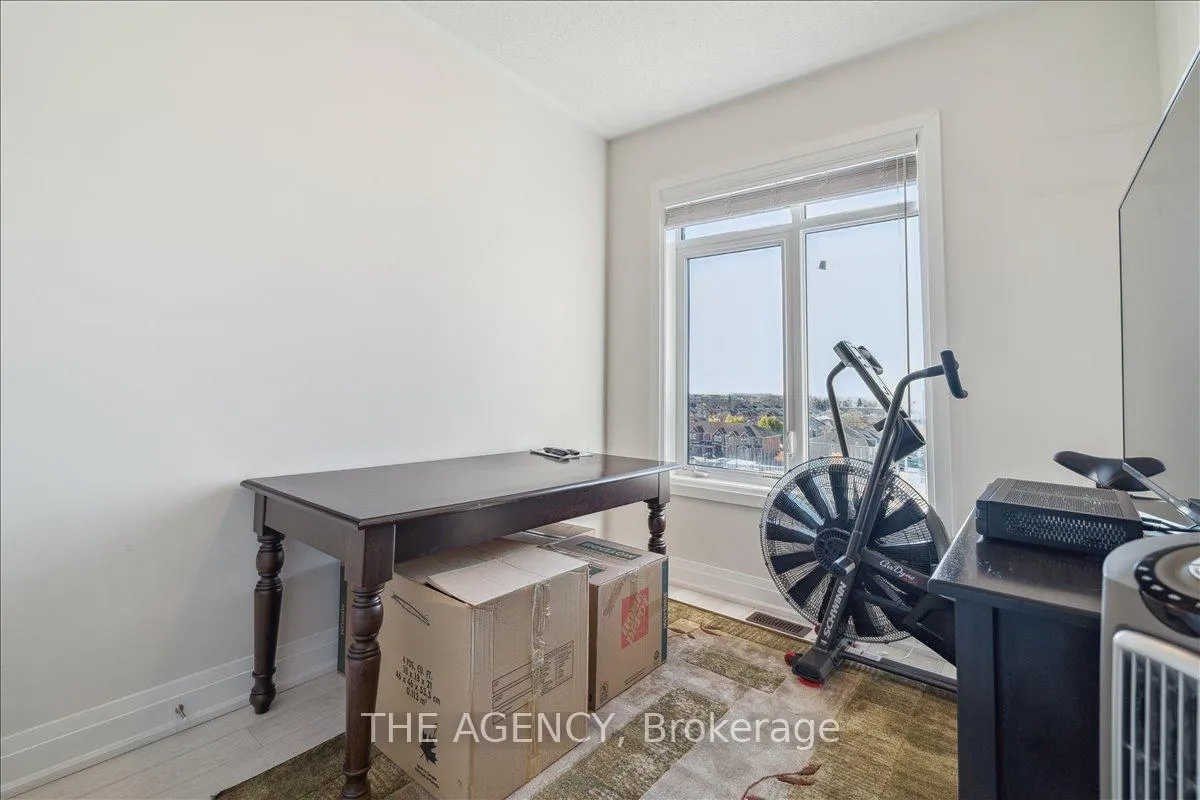 Photo 29 of 84 Salterton Circle, Vaughan, Rural Vaughan — HOMEH