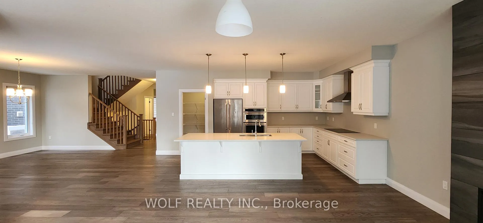 Photo 2 of 990 Dundas Street S, Cambridge — HOMEH