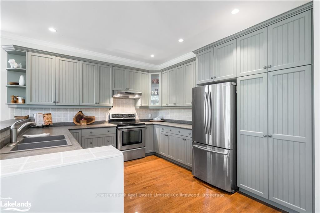 Photo 22 of 46 George Street, Clearview, Creemore — HOMEH
