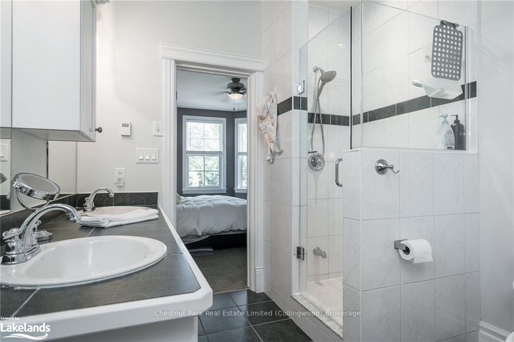 Photo 27 of 46 George Street, Clearview, Creemore — HOMEH