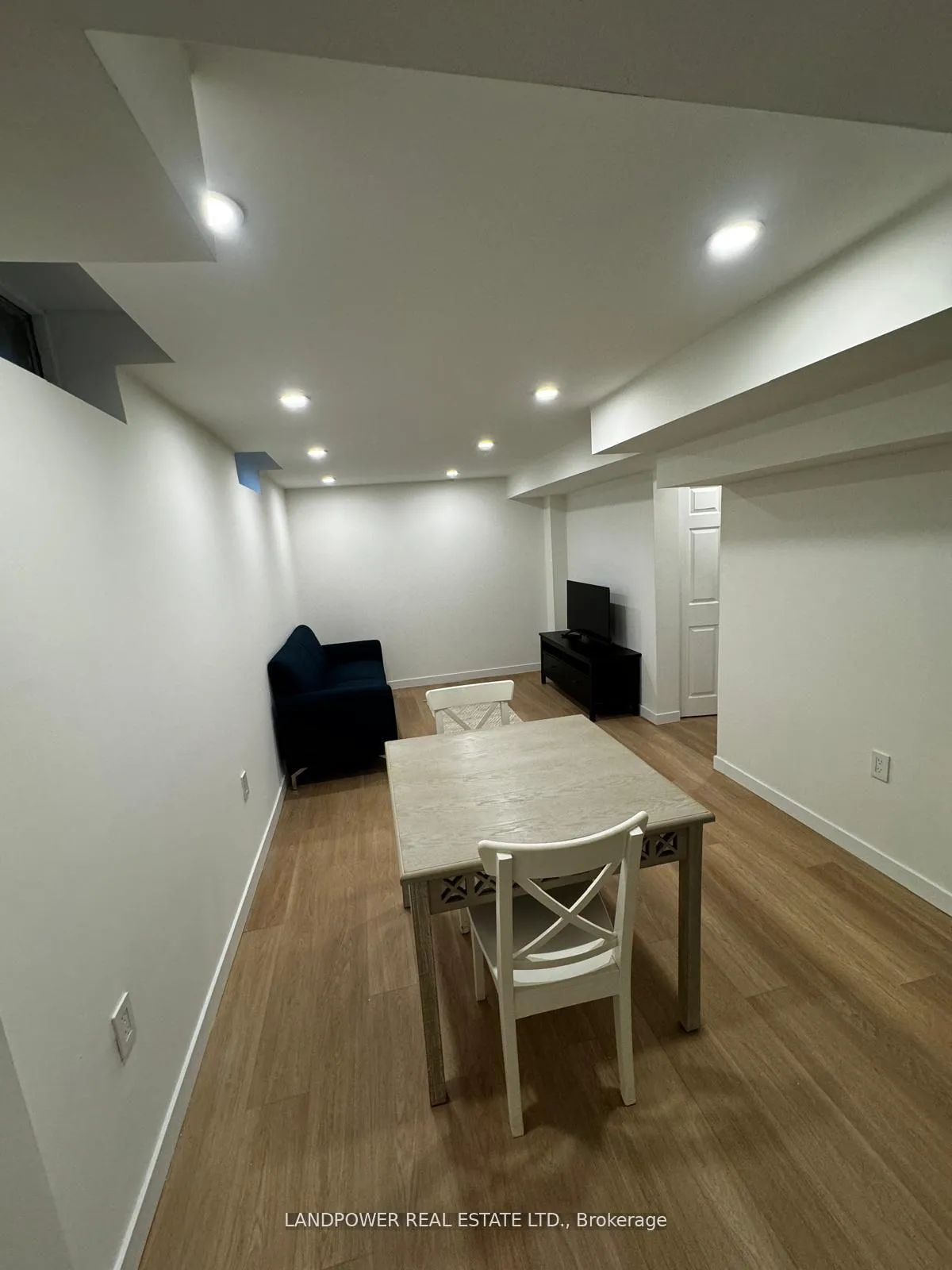 Photo 2 of Unit BSMT, 51 Beechbrooke Way, Aurora, Aurora Highlands — HOMEH