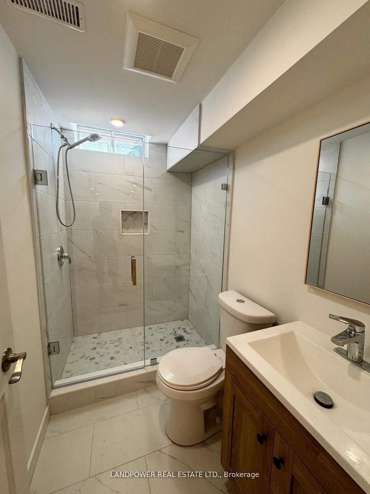 Photo 6 of Unit BSMT, 51 Beechbrooke Way, Aurora, Aurora Highlands — HOMEH