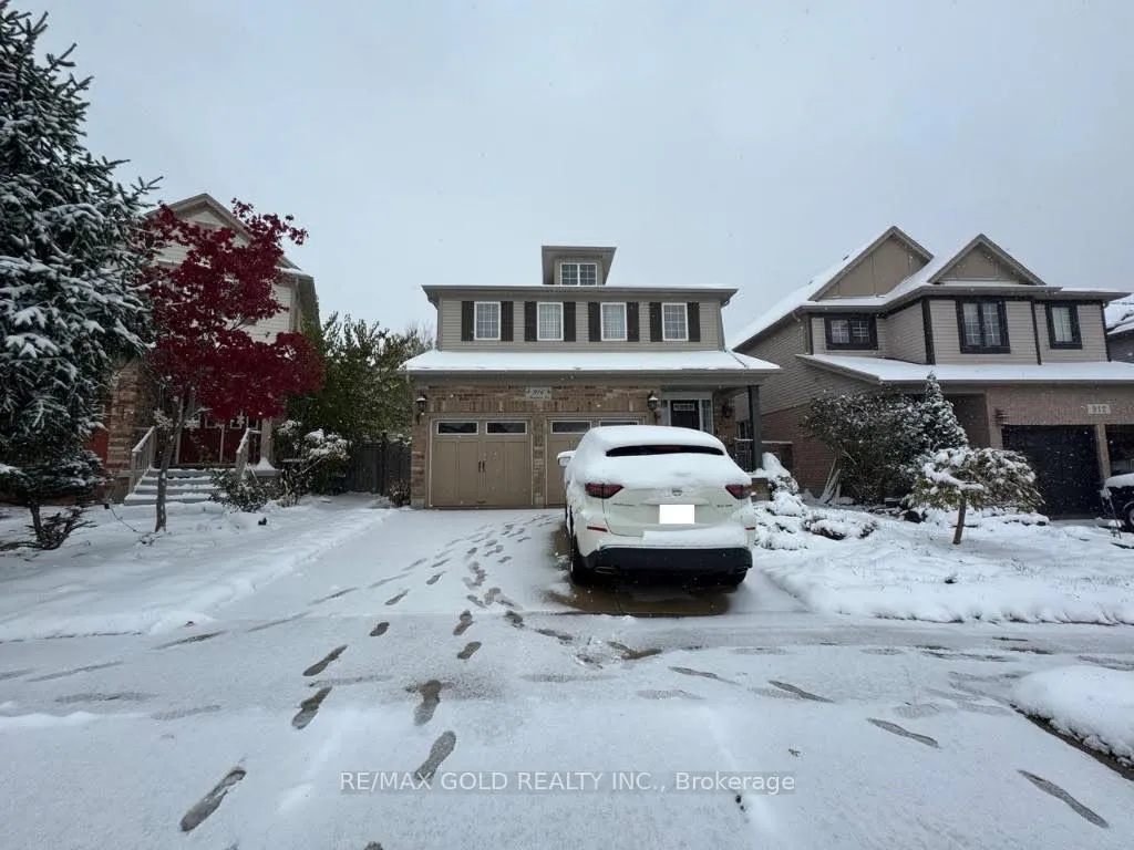 Photo 3 of Unit B, 916 Magdalena Court, Kitchener — HOMEH