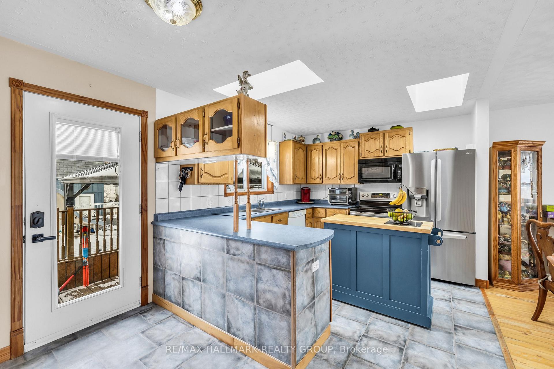 Photo 12 of 3076 John Street, Edwardsburgh/Cardinal, Town of Cardinal — HOMEH