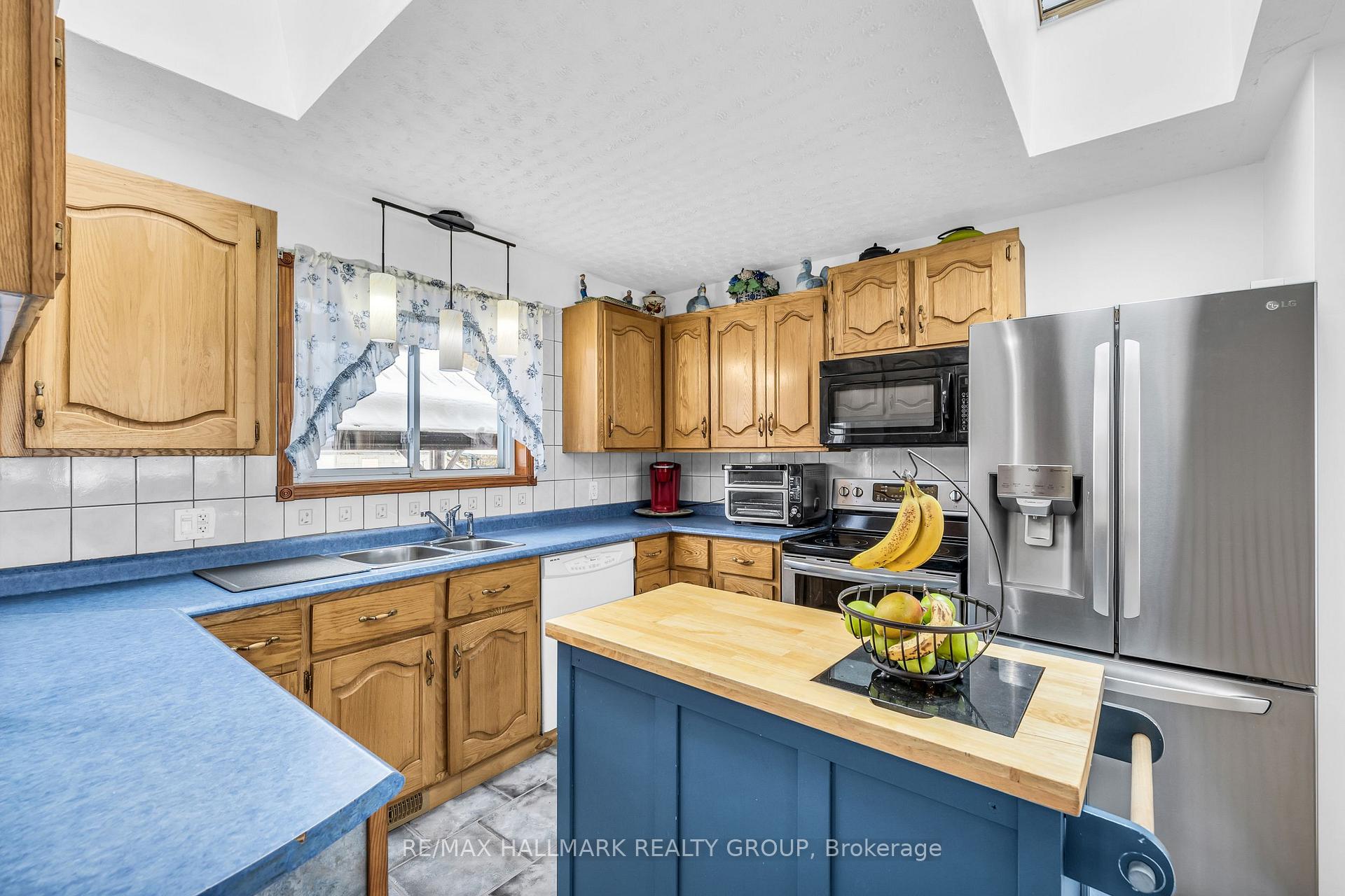 Photo 13 of 3076 John Street, Edwardsburgh/Cardinal, Town of Cardinal — HOMEH