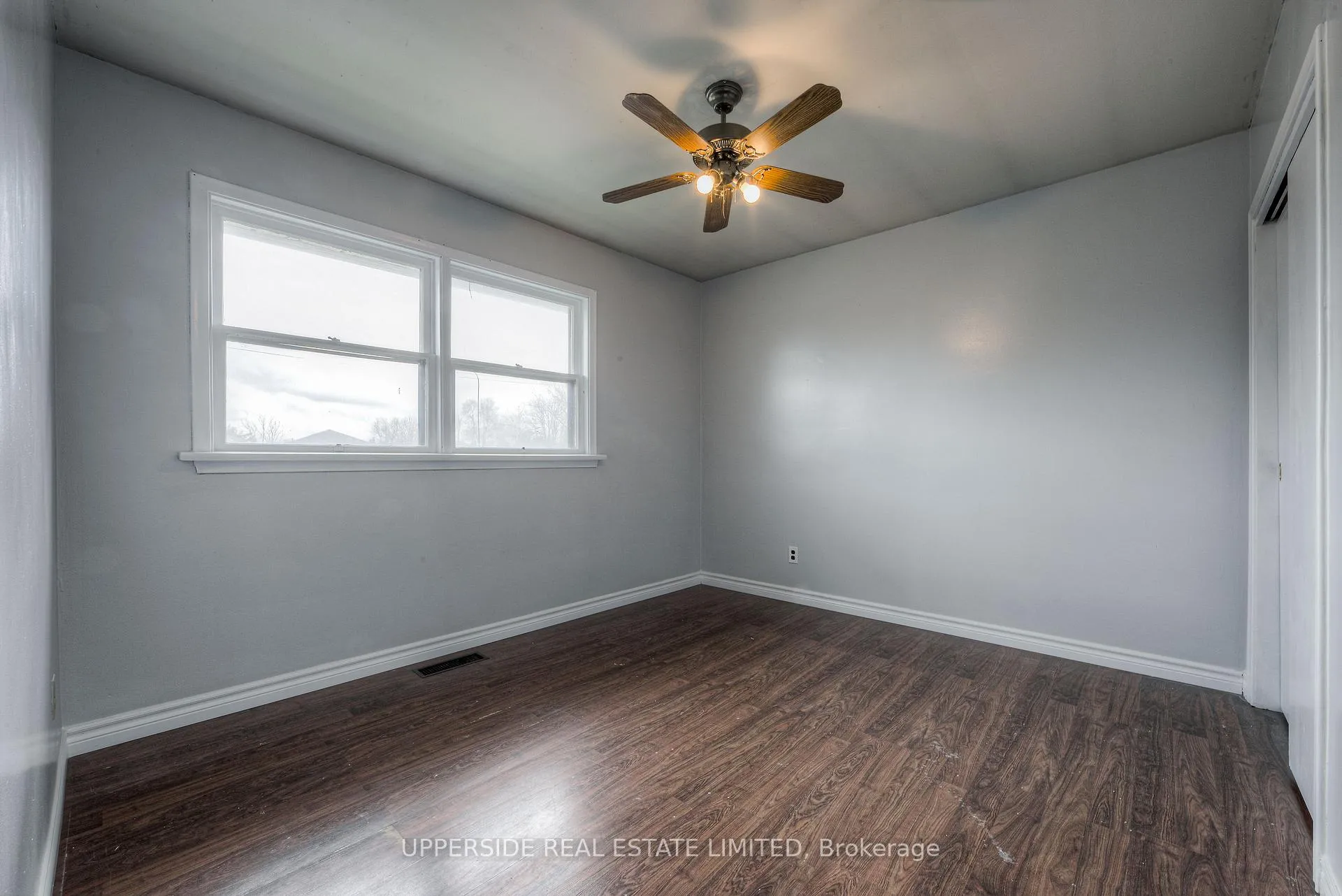 Photo 5 of Unit 3, 7 Balmoral Drive, Kitchener — HOMEH