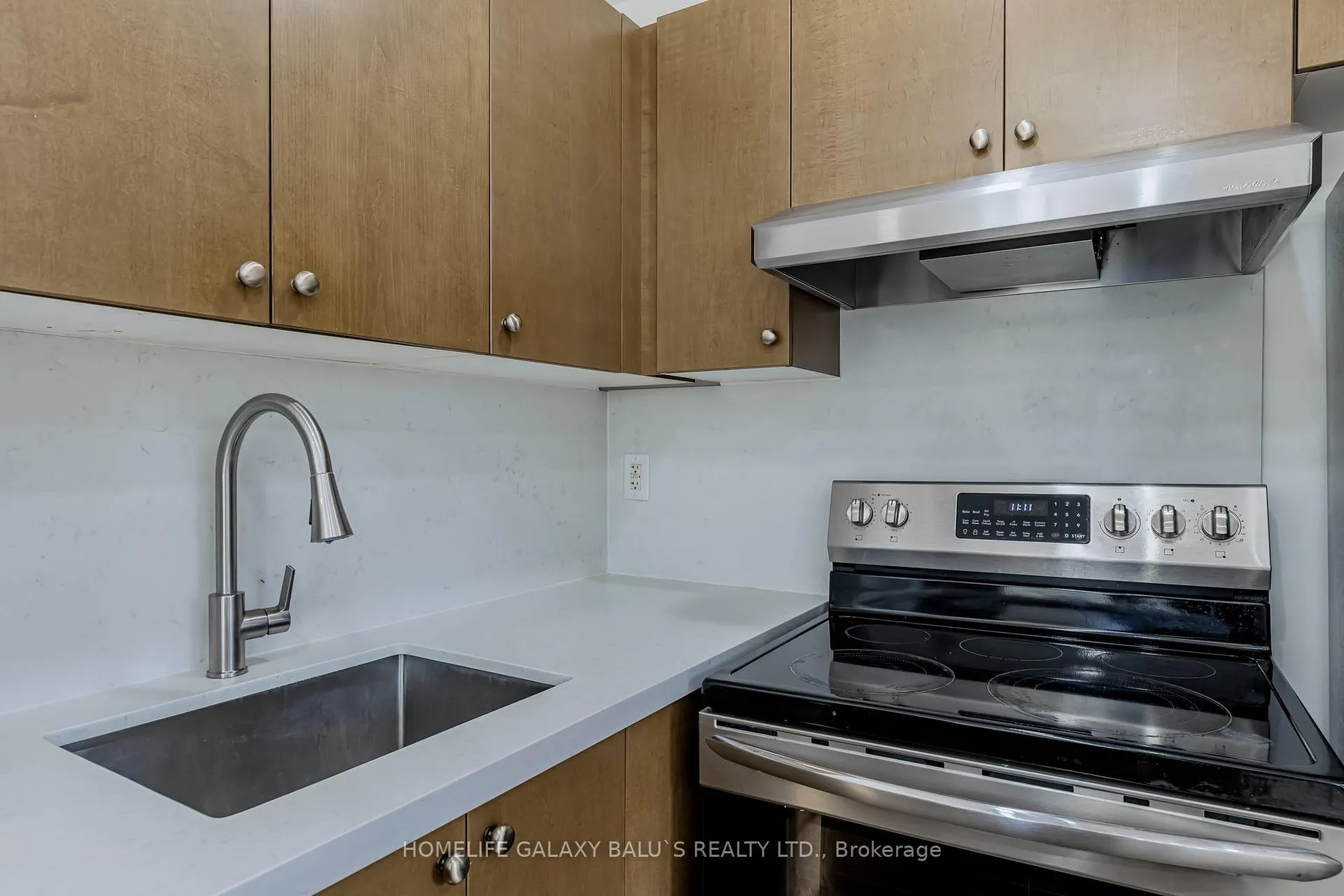 Photo 15 of Unit Coach, 58 Shady Oaks Avenue, Markham, Cornell — HOMEH