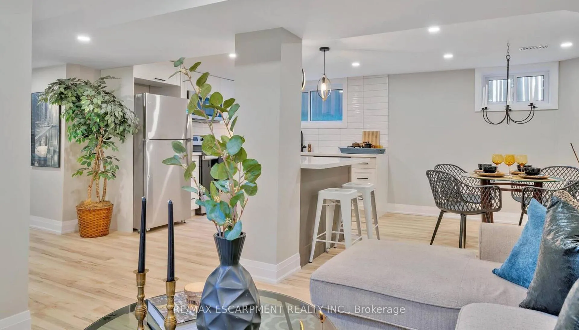Photo 1 of Unit LOWER, 5 Sunning Hill Avenue, Hamilton, Sunninghill — HOMEH