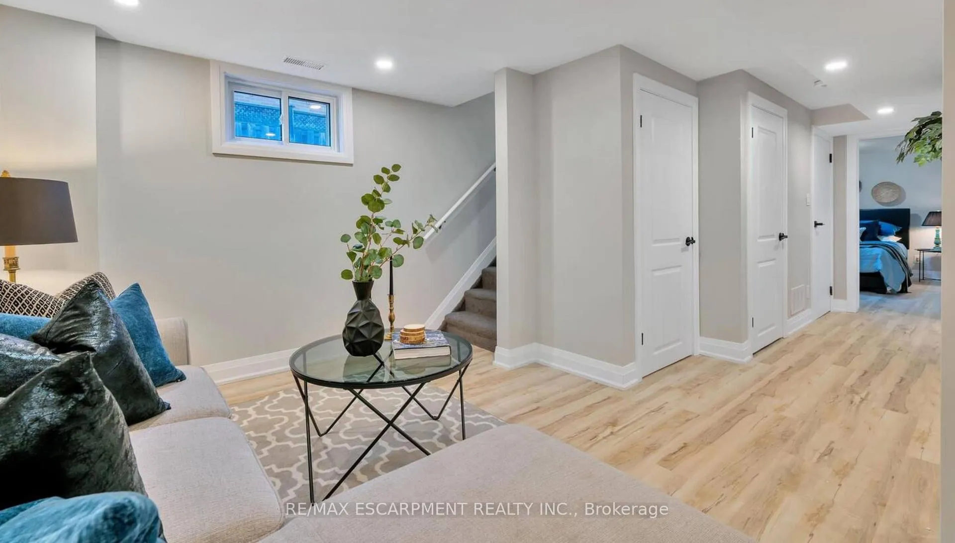 Photo 6 of Unit LOWER, 5 Sunning Hill Avenue, Hamilton, Sunninghill — HOMEH