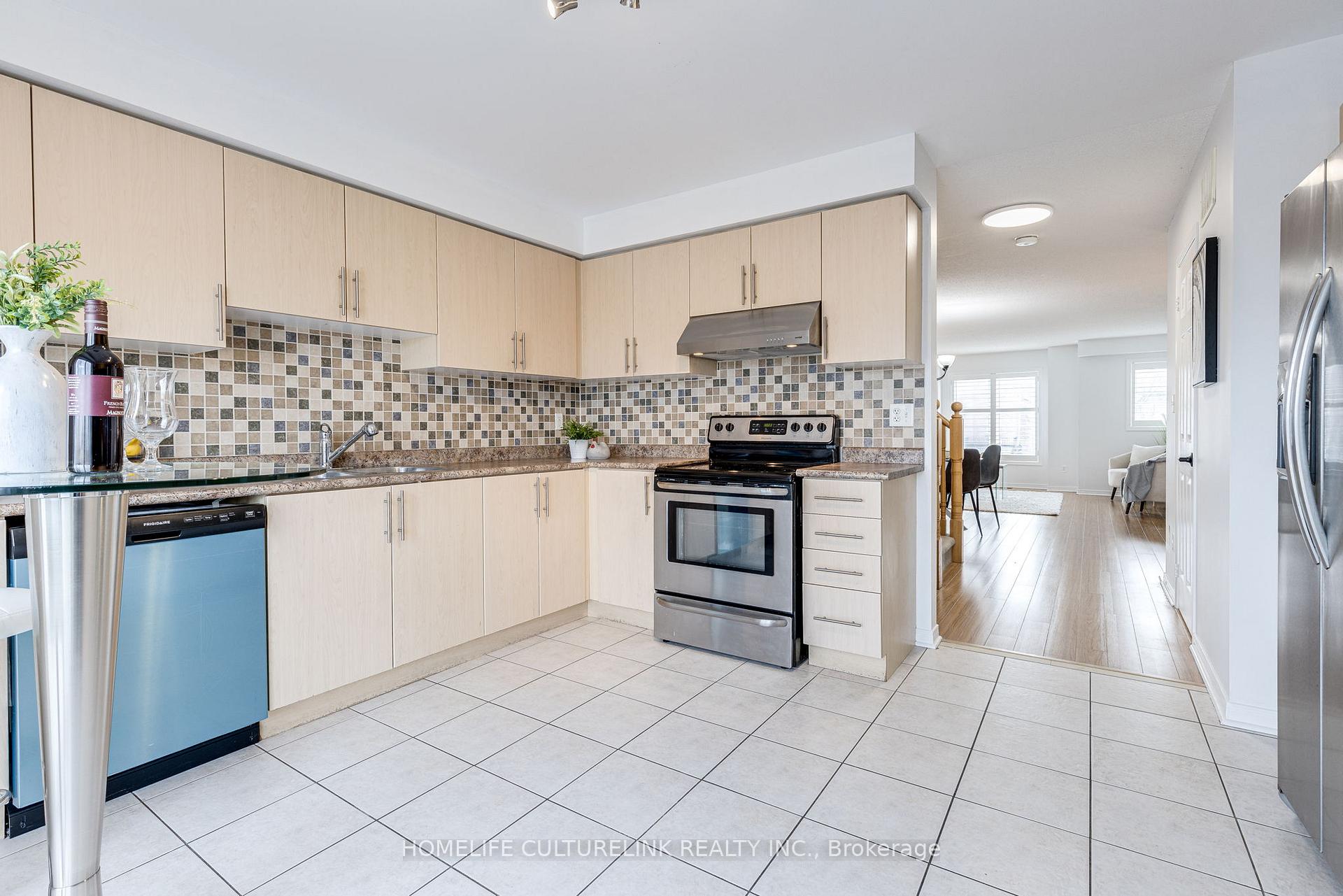 Photo 16 of 14 Stonewood Street, Ajax, South West — HOMEH