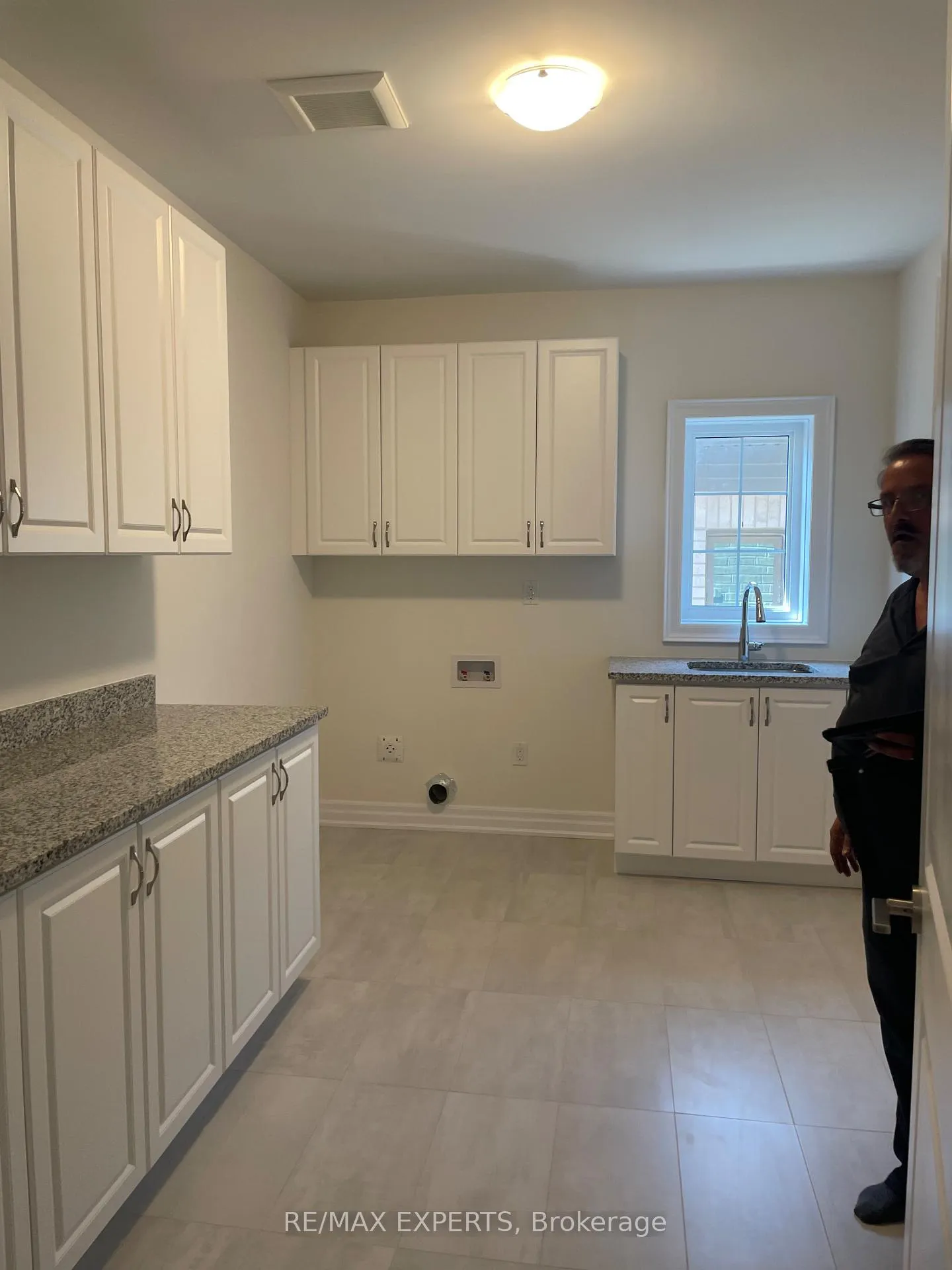 Photo 6 of 13 Ballantyne Boulevard, Vaughan, Vellore Village — HOMEH