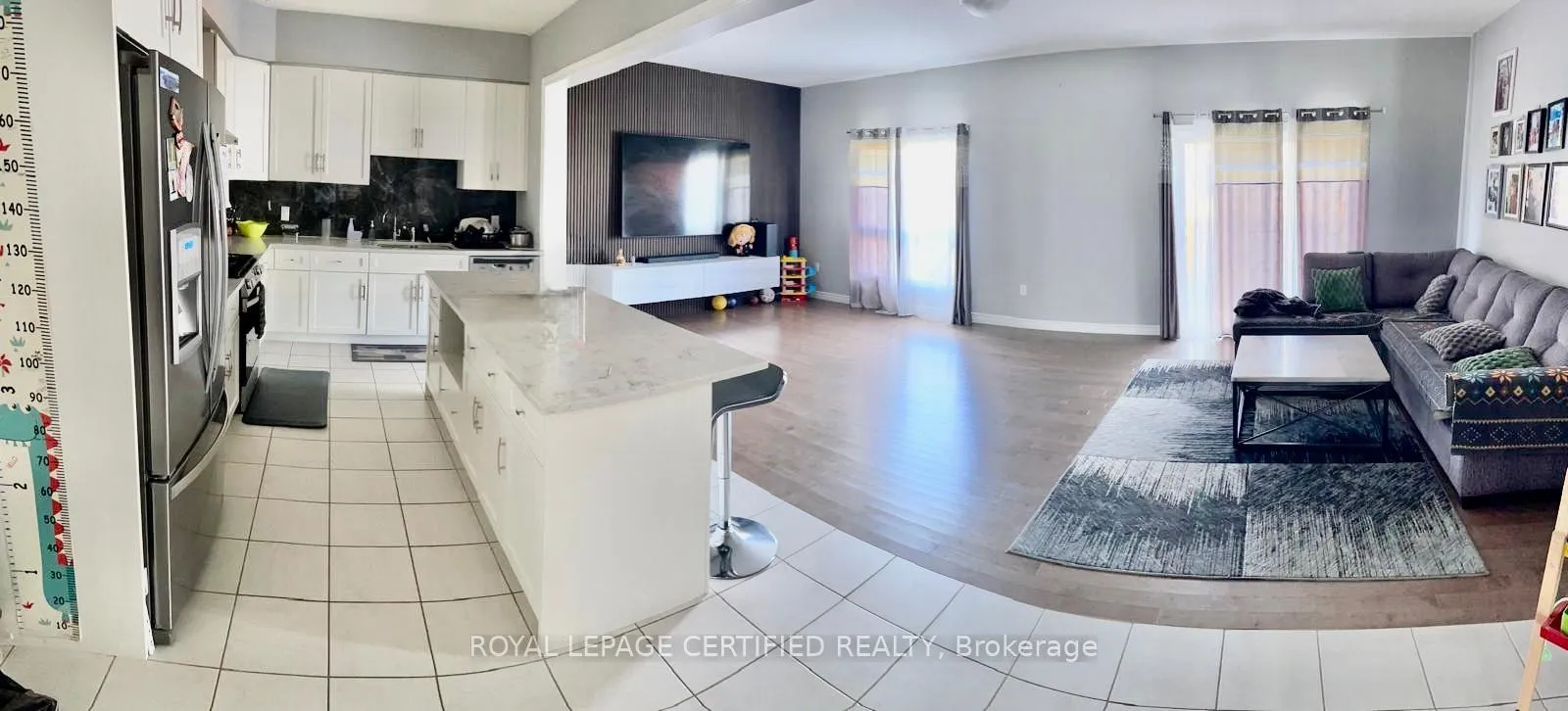 Photo 3 of 633 Florencedale Crescent, Kitchener — HOMEH