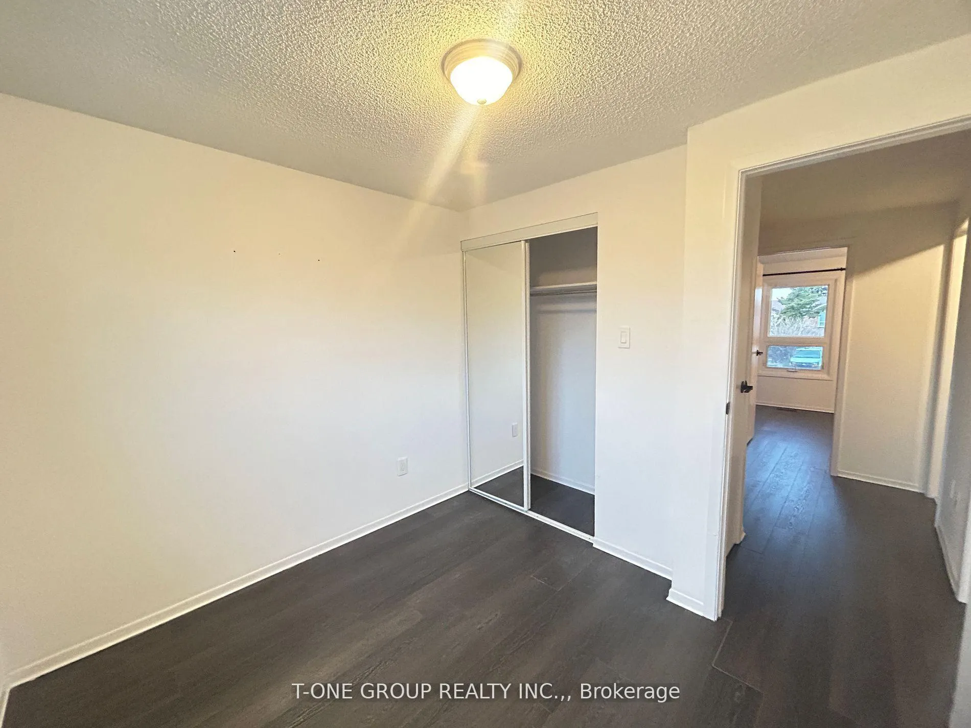 Photo 16 of 124 Dunbar Crescent, Markham, Milliken Mills East — HOMEH