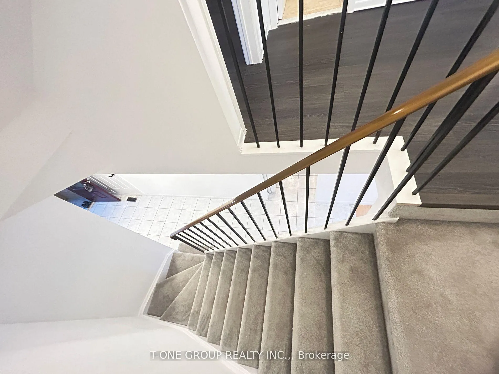 Photo 17 of 124 Dunbar Crescent, Markham, Milliken Mills East — HOMEH