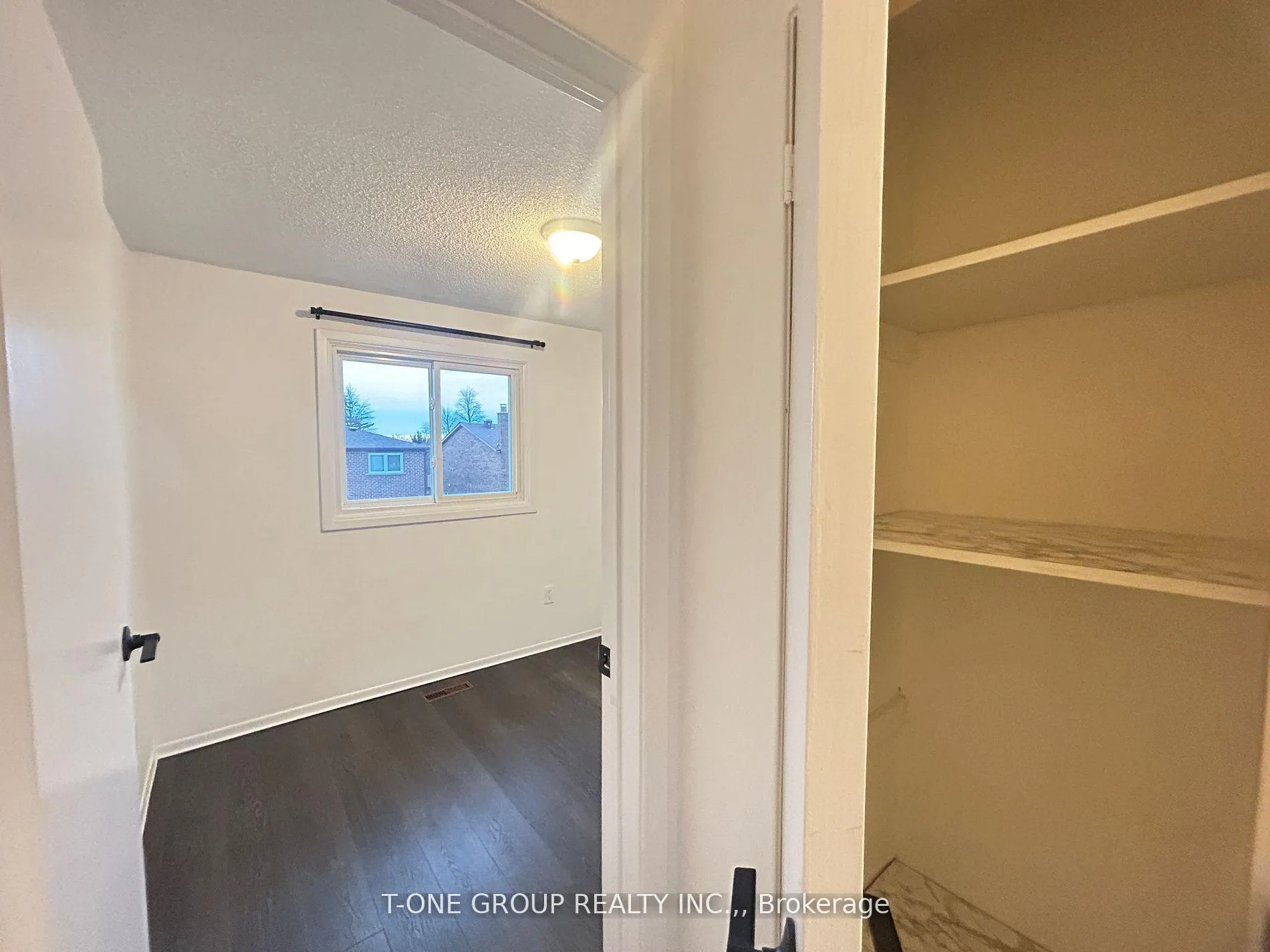 Photo 19 of 124 Dunbar Crescent, Markham, Milliken Mills East — HOMEH