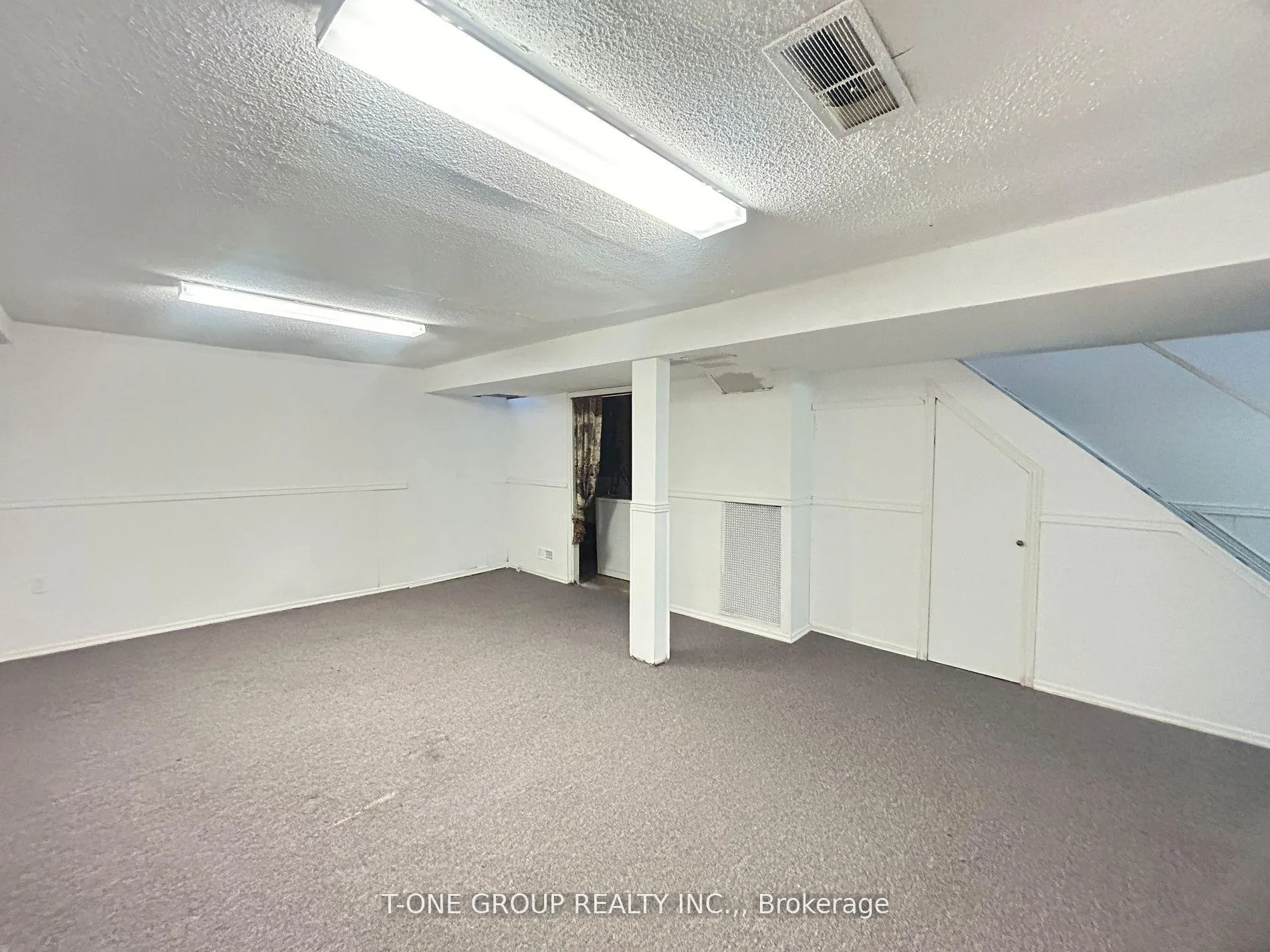 Photo 23 of 124 Dunbar Crescent, Markham, Milliken Mills East — HOMEH