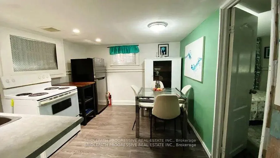 Photo 3 of Unit Lower, 22 Barfield Avenue, Toronto, Danforth Village-East York — HOMEH