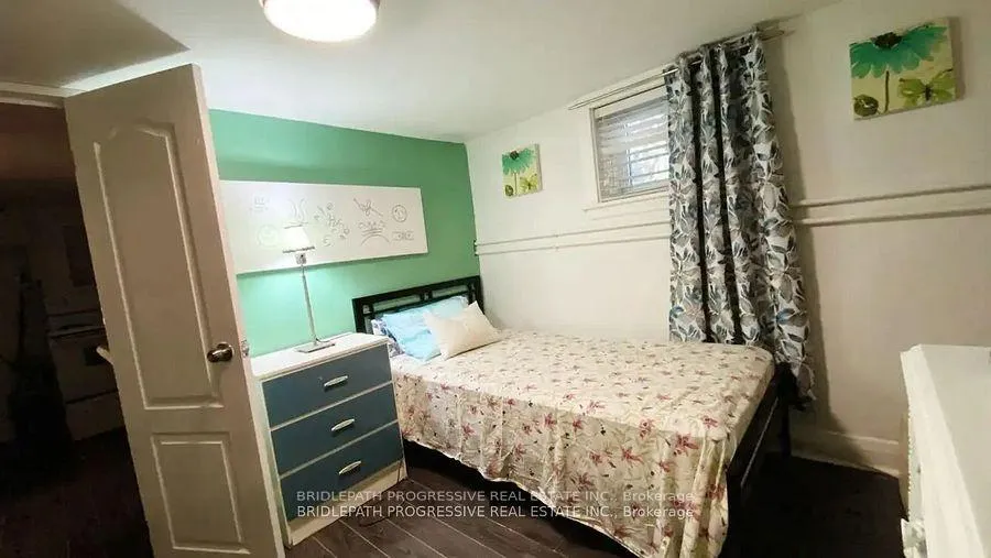 Photo 5 of Unit Lower, 22 Barfield Avenue, Toronto, Danforth Village-East York — HOMEH