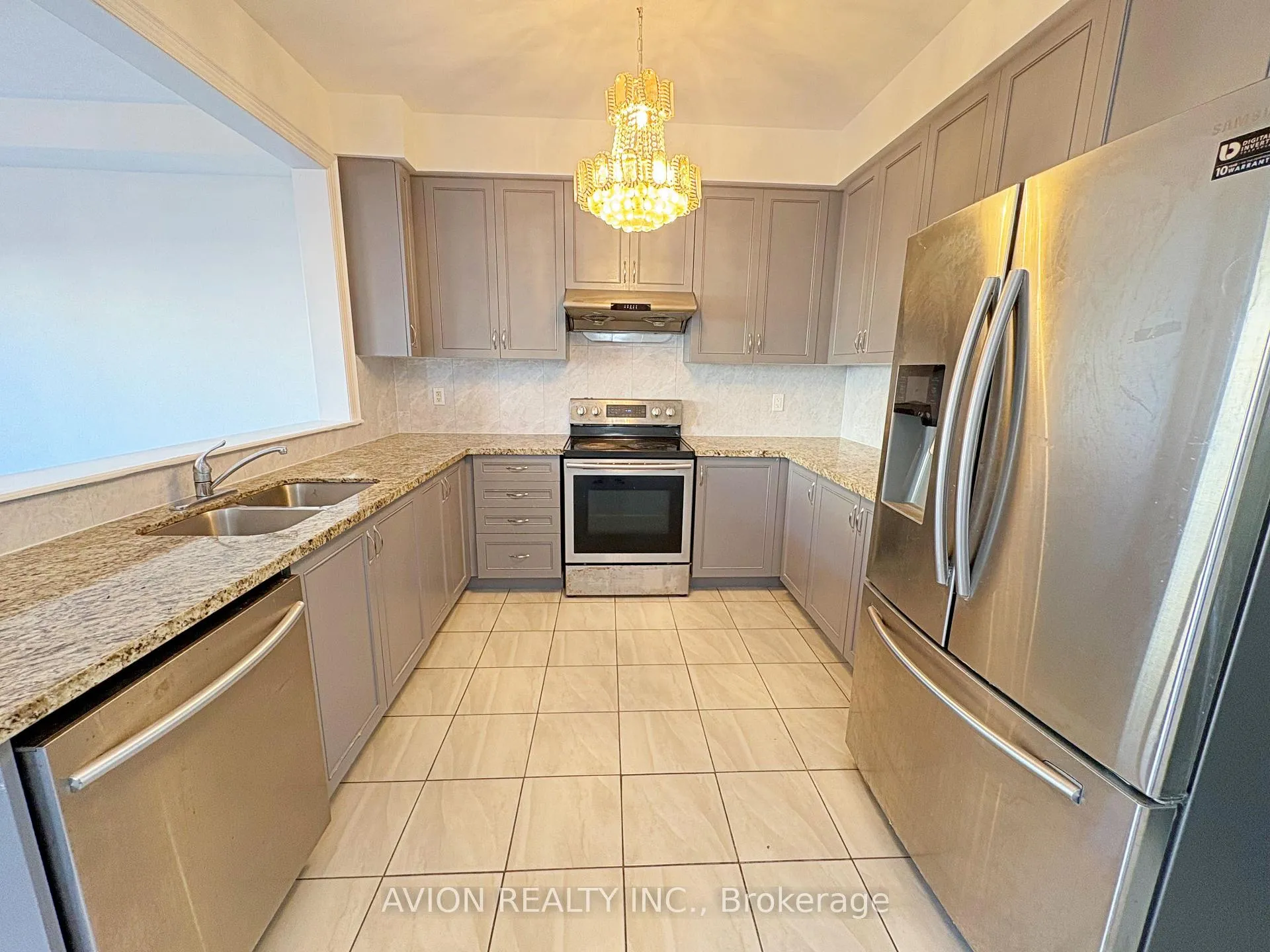 Photo 5 of 372 Kirkham Drive, Markham, Cedarwood — HOMEH