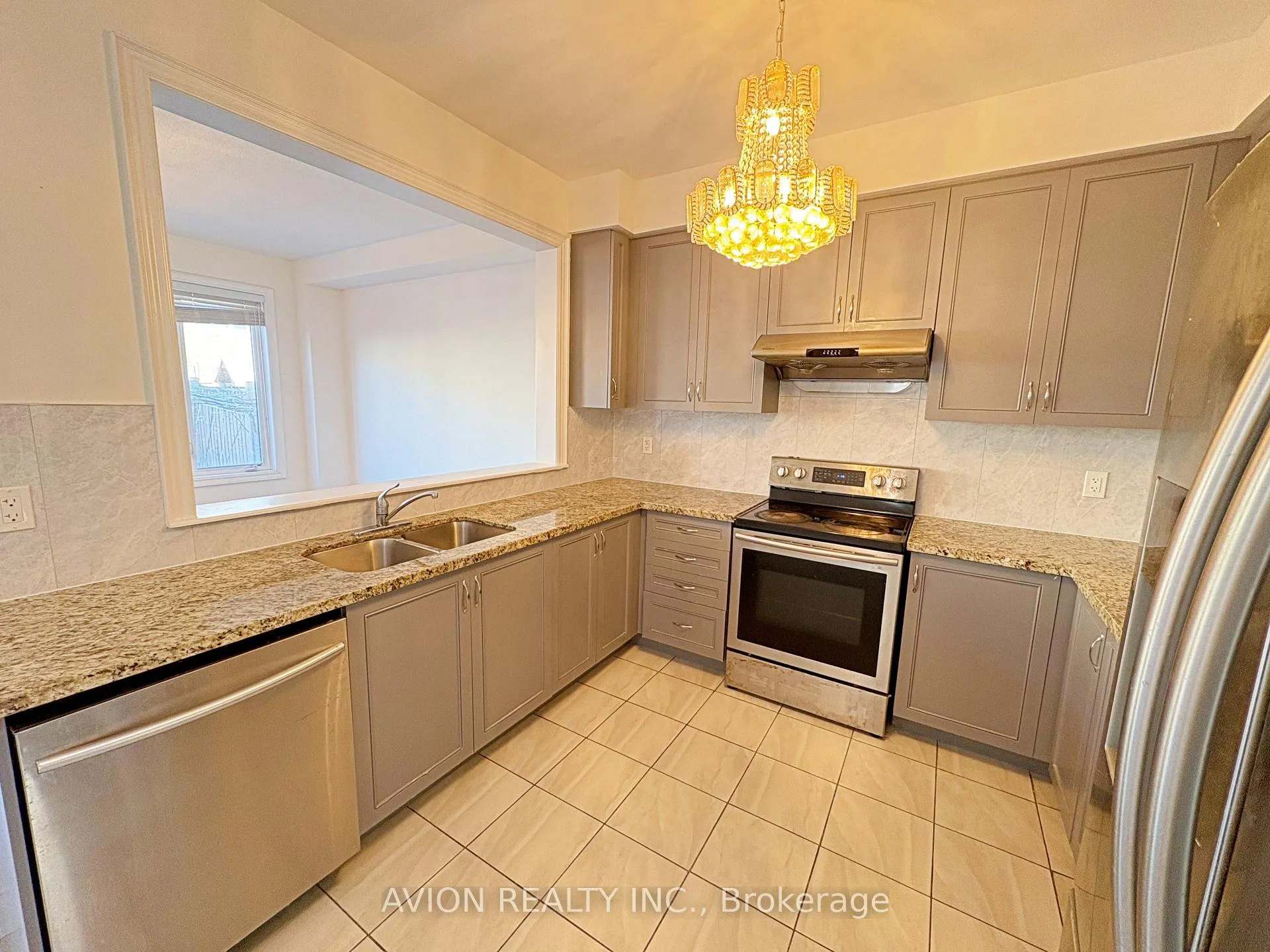 Photo 7 of 372 Kirkham Drive, Markham, Cedarwood — HOMEH
