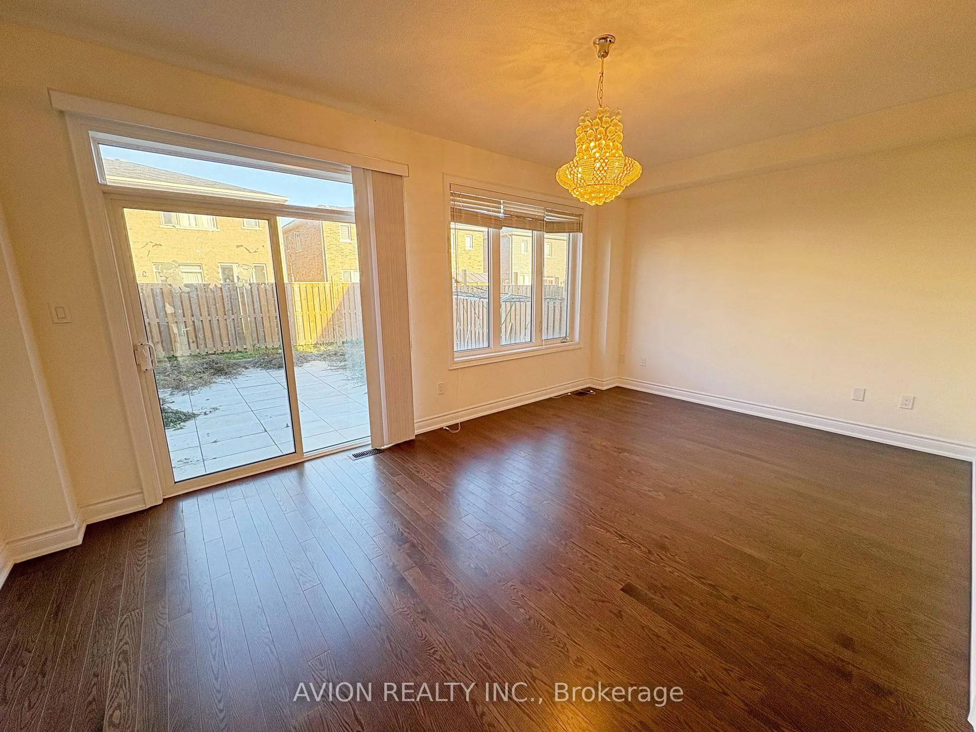 Photo 9 of 372 Kirkham Drive, Markham, Cedarwood — HOMEH