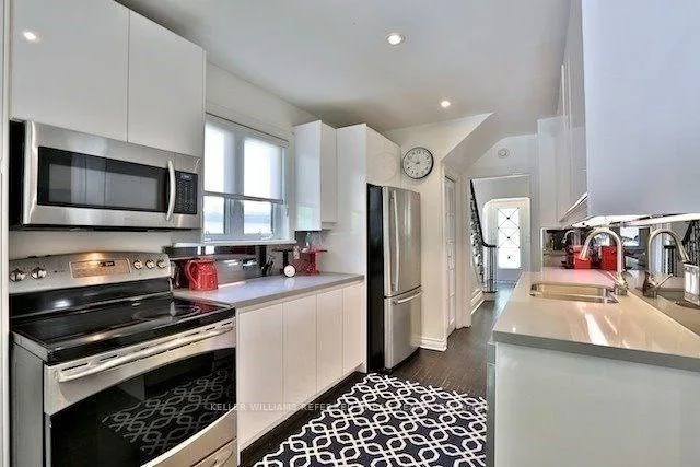 Photo 7 of 221 Chaplin Crescent, Toronto, Forest Hill South — HOMEH