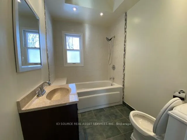 Photo 8 of Unit Upper, 50 Joseph Street, Markham, Old Markham Village — HOMEH