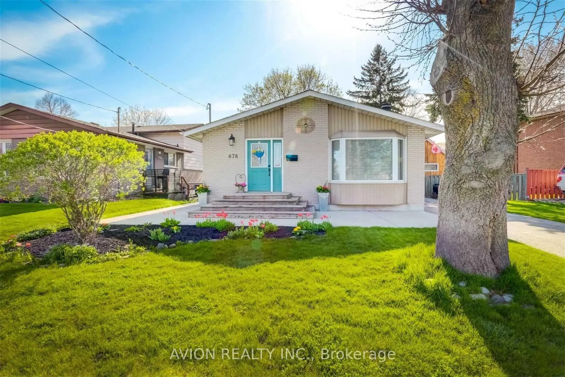Photo 1 of 878 West Shore Boulevard, Pickering, West Shore — HOMEH