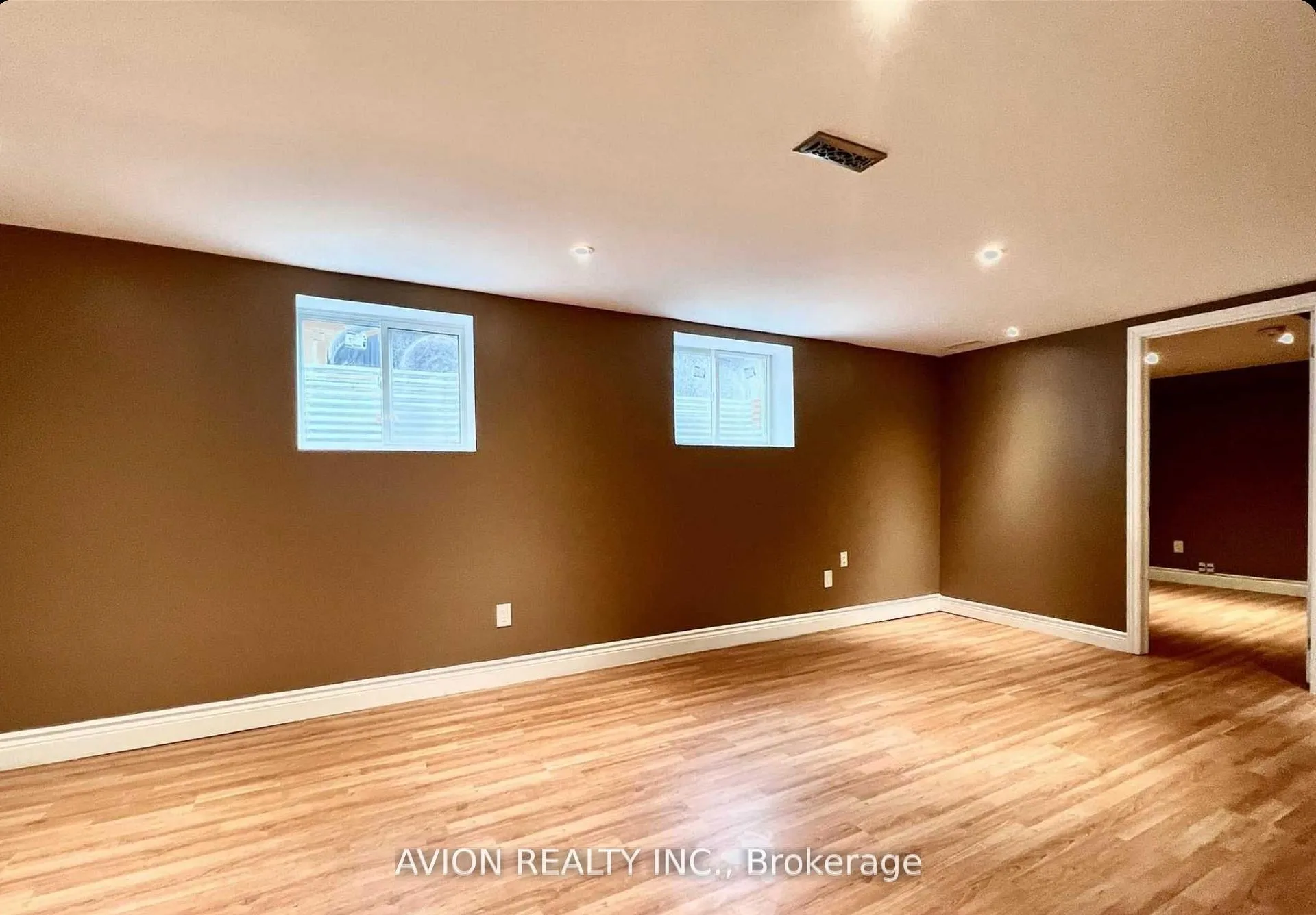 Photo 6 of 878 West Shore Boulevard, Pickering, West Shore — HOMEH
