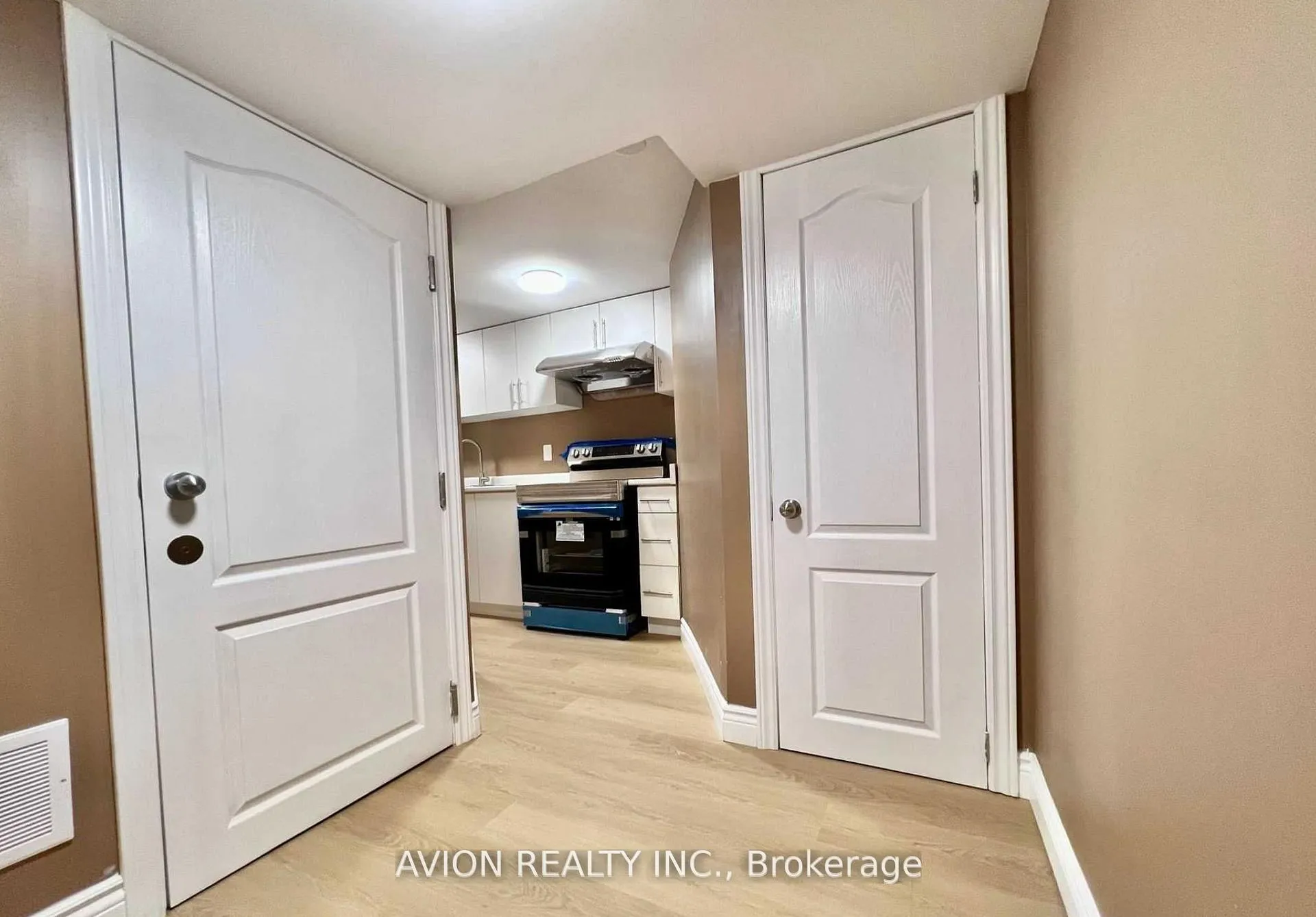 Photo 9 of 878 West Shore Boulevard, Pickering, West Shore — HOMEH