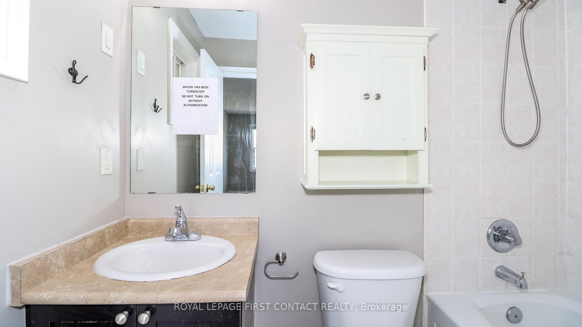 Photo 22 of 59 Winchester Terrace, Barrie, Innis-Shore — HOMEH