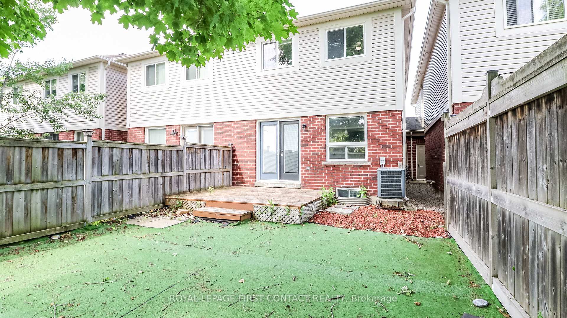 Photo 41 of 59 Winchester Terrace, Barrie, Innis-Shore — HOMEH