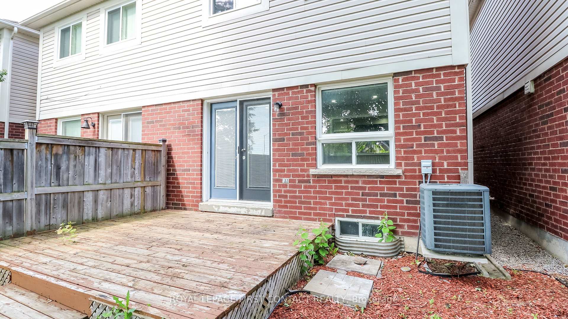Photo 42 of 59 Winchester Terrace, Barrie, Innis-Shore — HOMEH