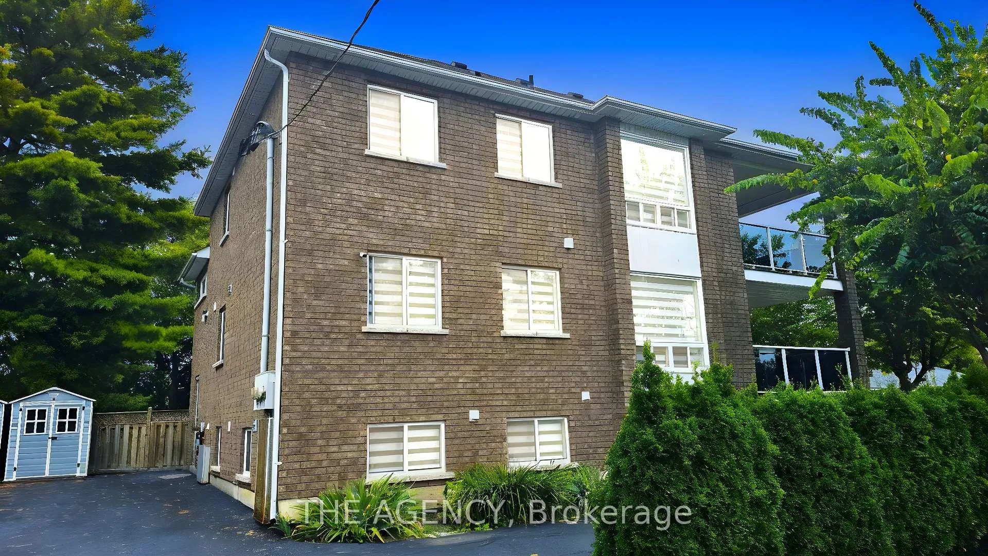 Front of Unit 3, 290 Elmgrove Avenue