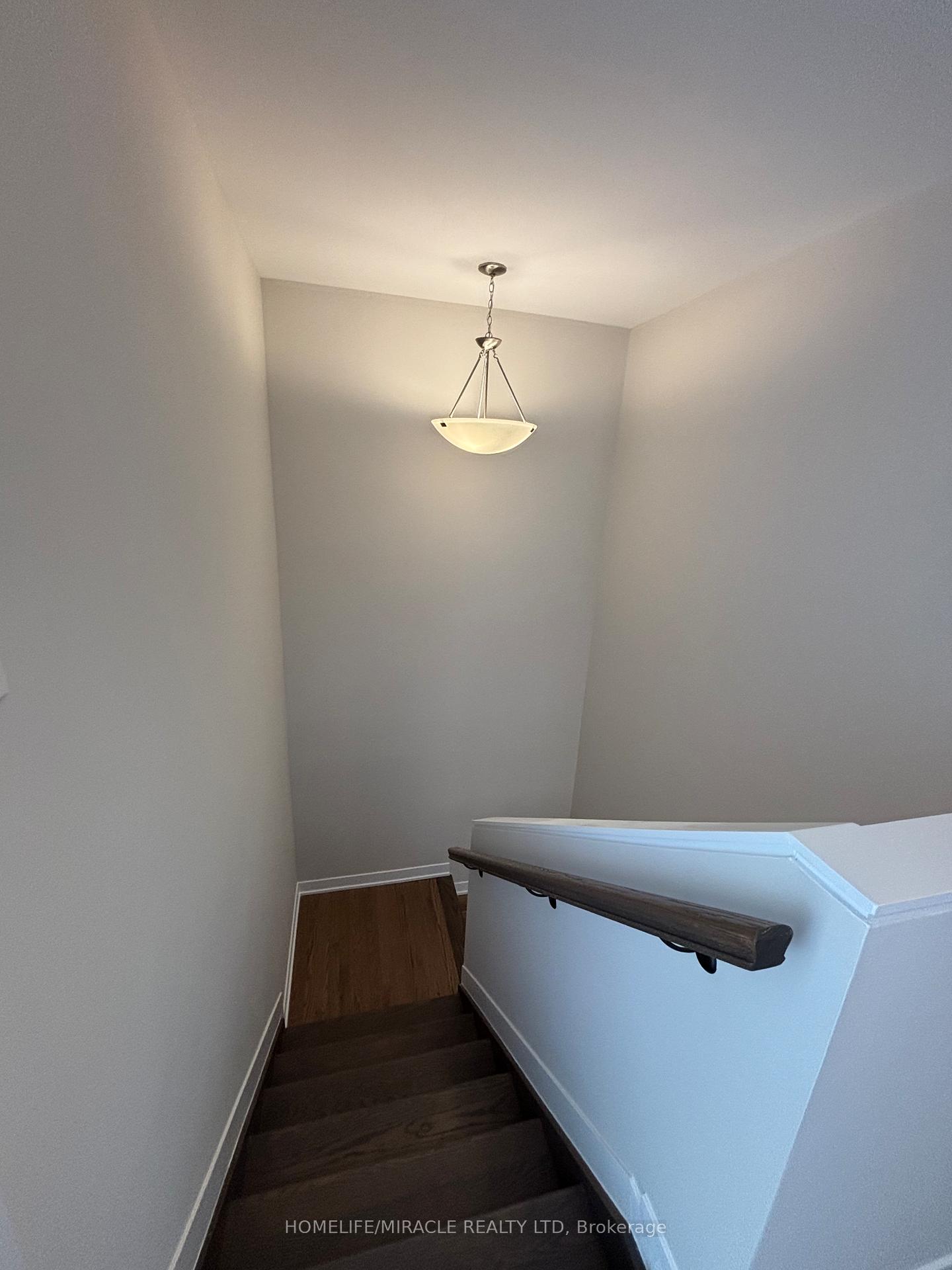 Photo 16 of 1917 Elevation Road, Ottawa, Barrhaven - Half Moon Bay — HOMEH