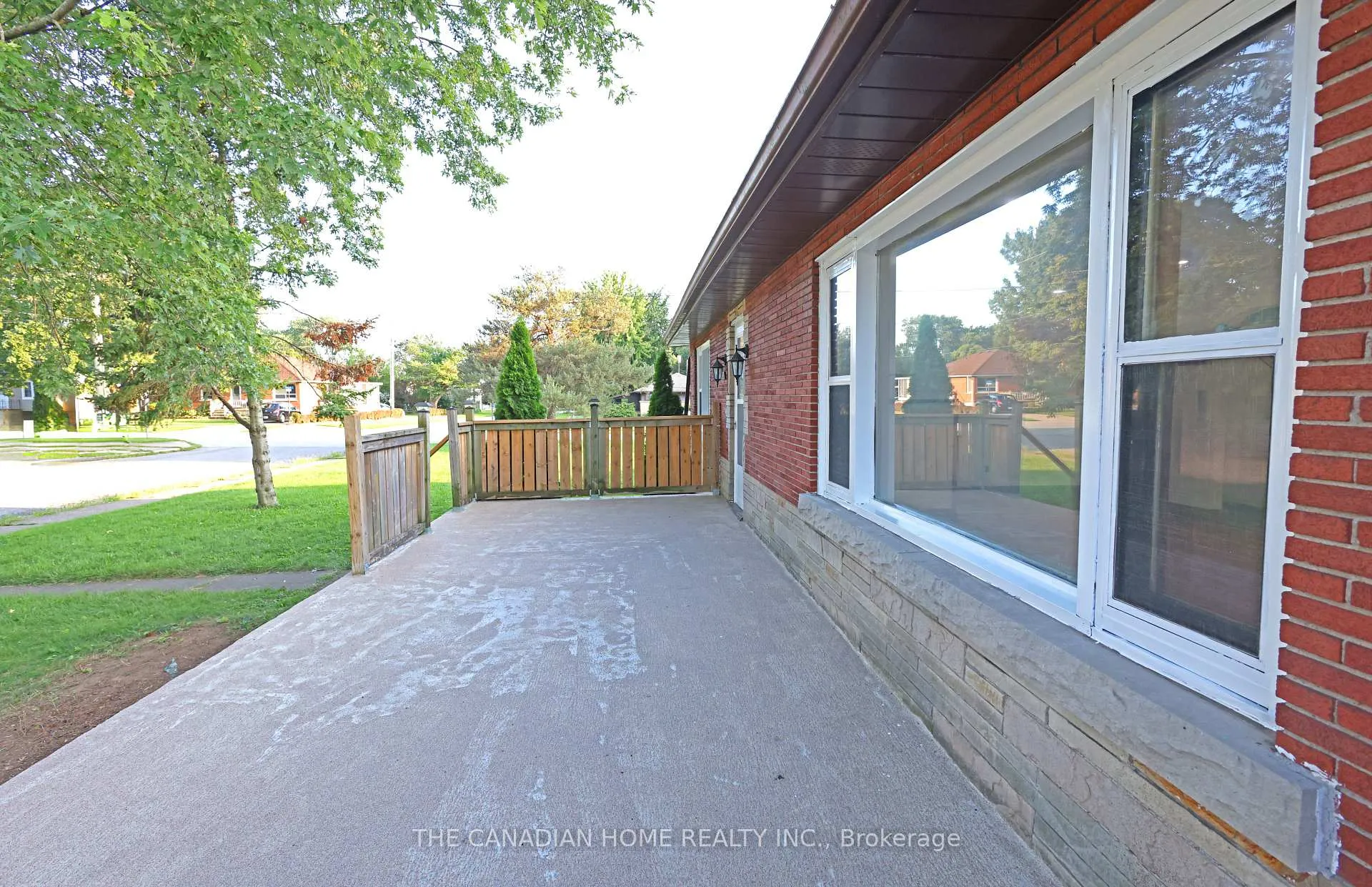 Photo 22 of 6863 Heximer Avenue, Niagara Falls, Arad/Fallsview — HOMEH