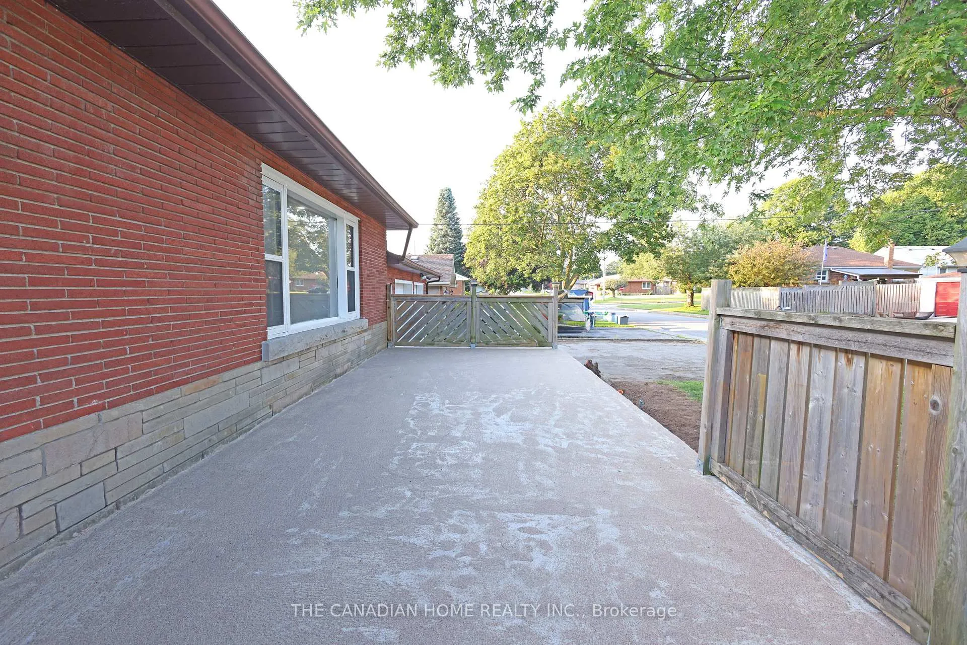 Photo 23 of 6863 Heximer Avenue, Niagara Falls, Arad/Fallsview — HOMEH