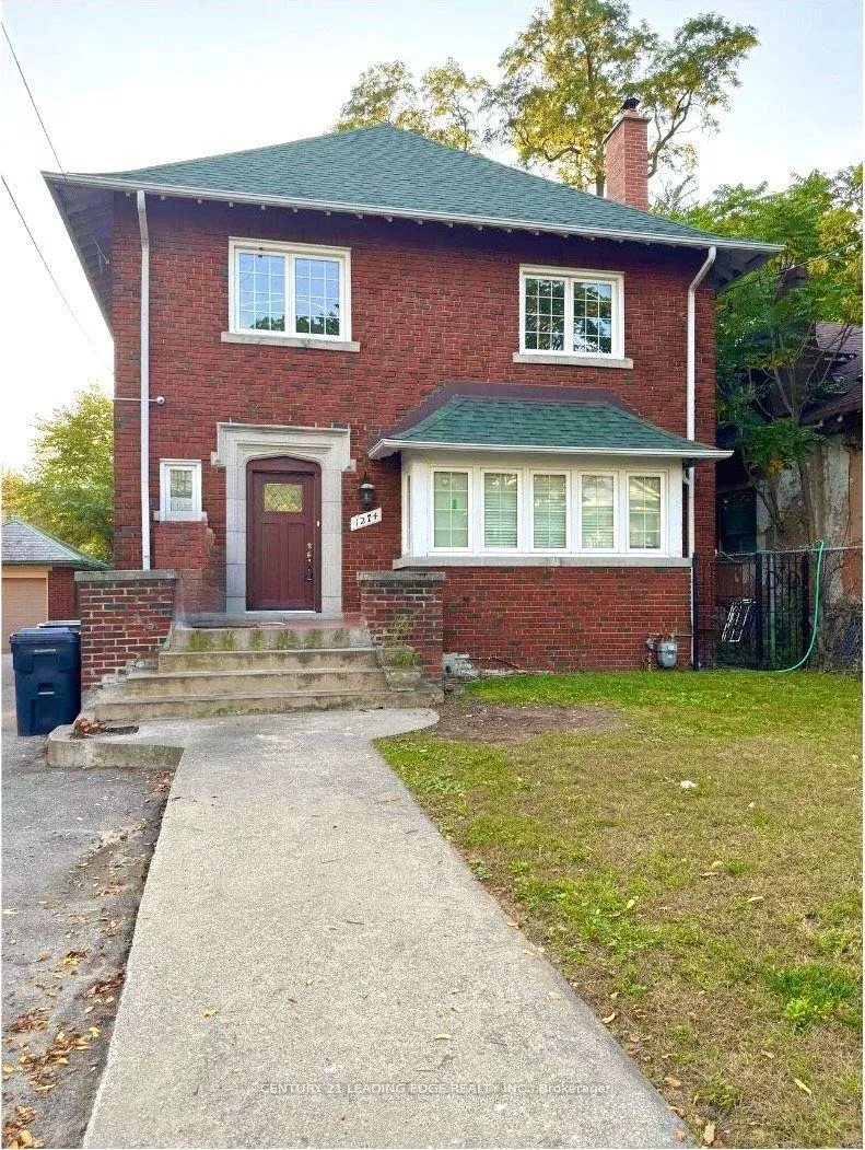 Front of 1274 Broadview Avenue