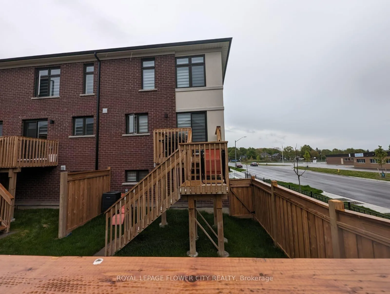Photo 26 of 1300 Bradenton Path, Oshawa, Eastdale — HOMEH