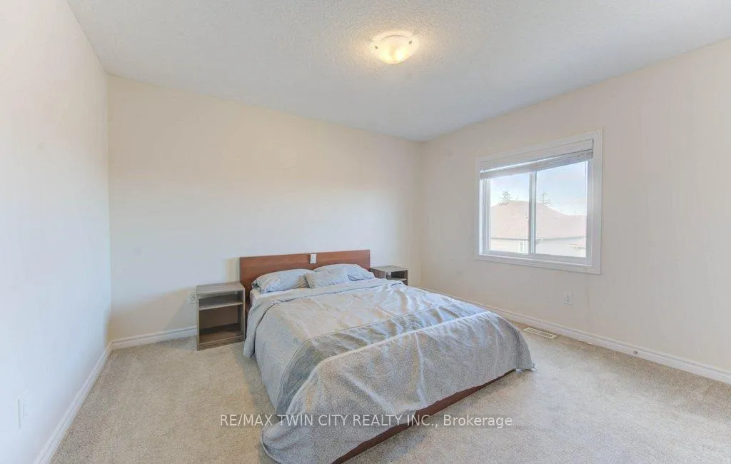 Photo 25 of 361 Beechdrops Drive, Waterloo, Vista Hills — HOMEH