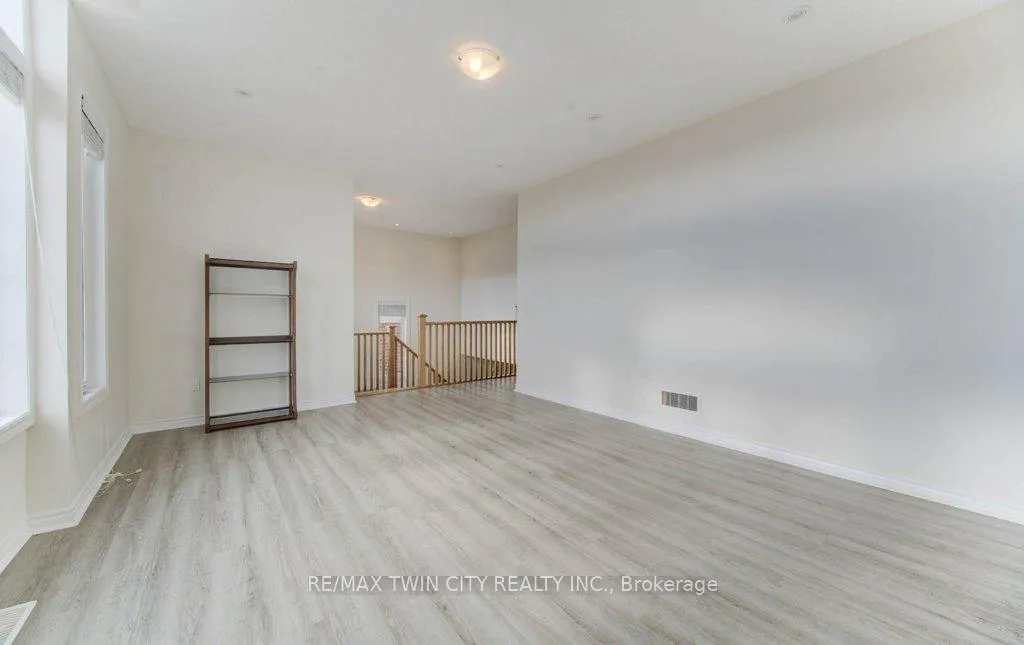 Photo 30 of 361 Beechdrops Drive, Waterloo, Vista Hills — HOMEH
