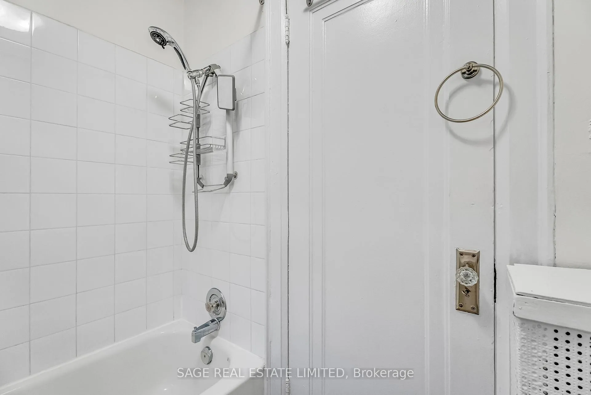 Photo 17 of 509 Sammon Avenue, Toronto, Danforth Village-East York — HOMEH
