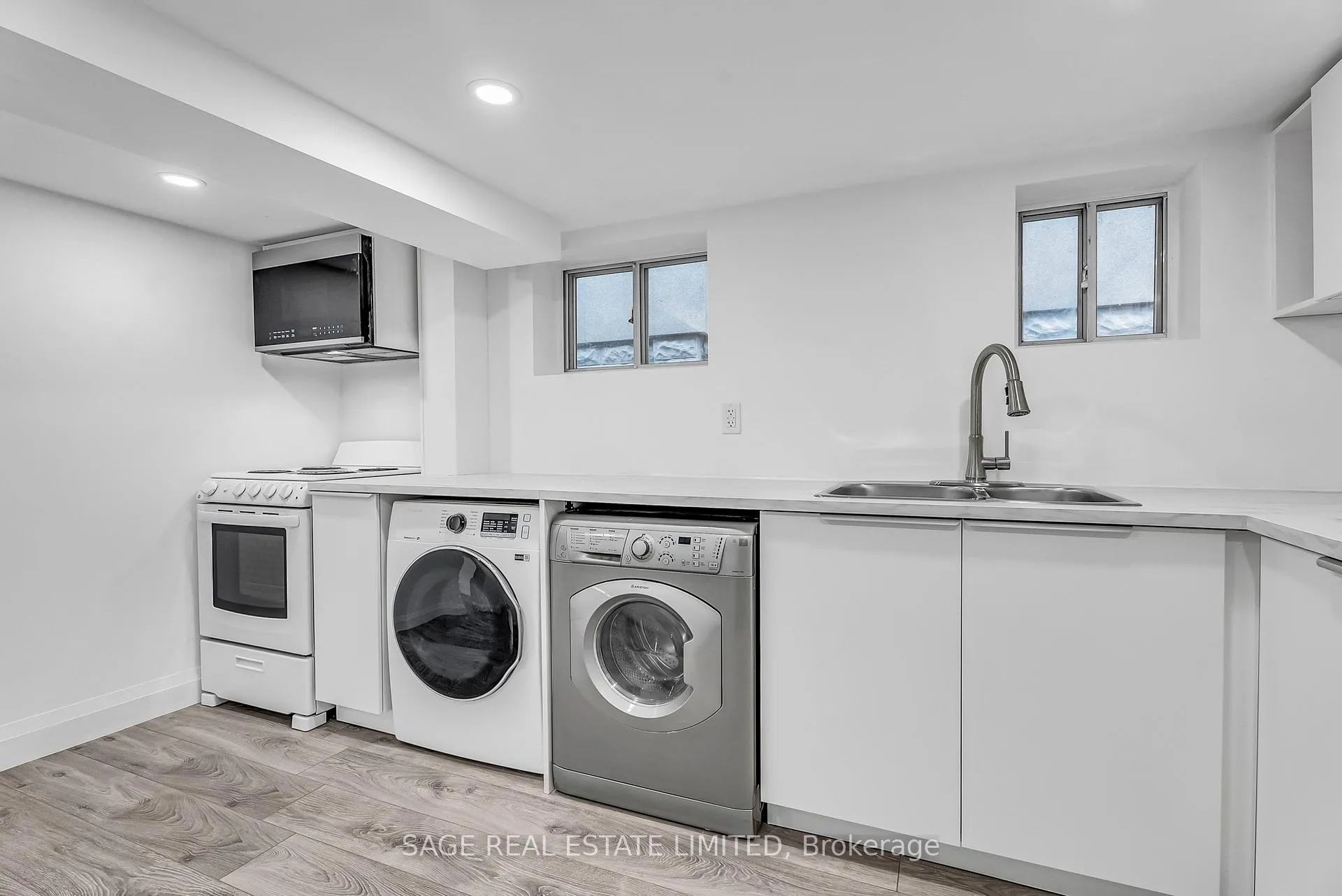 Photo 23 of 509 Sammon Avenue, Toronto, Danforth Village-East York — HOMEH