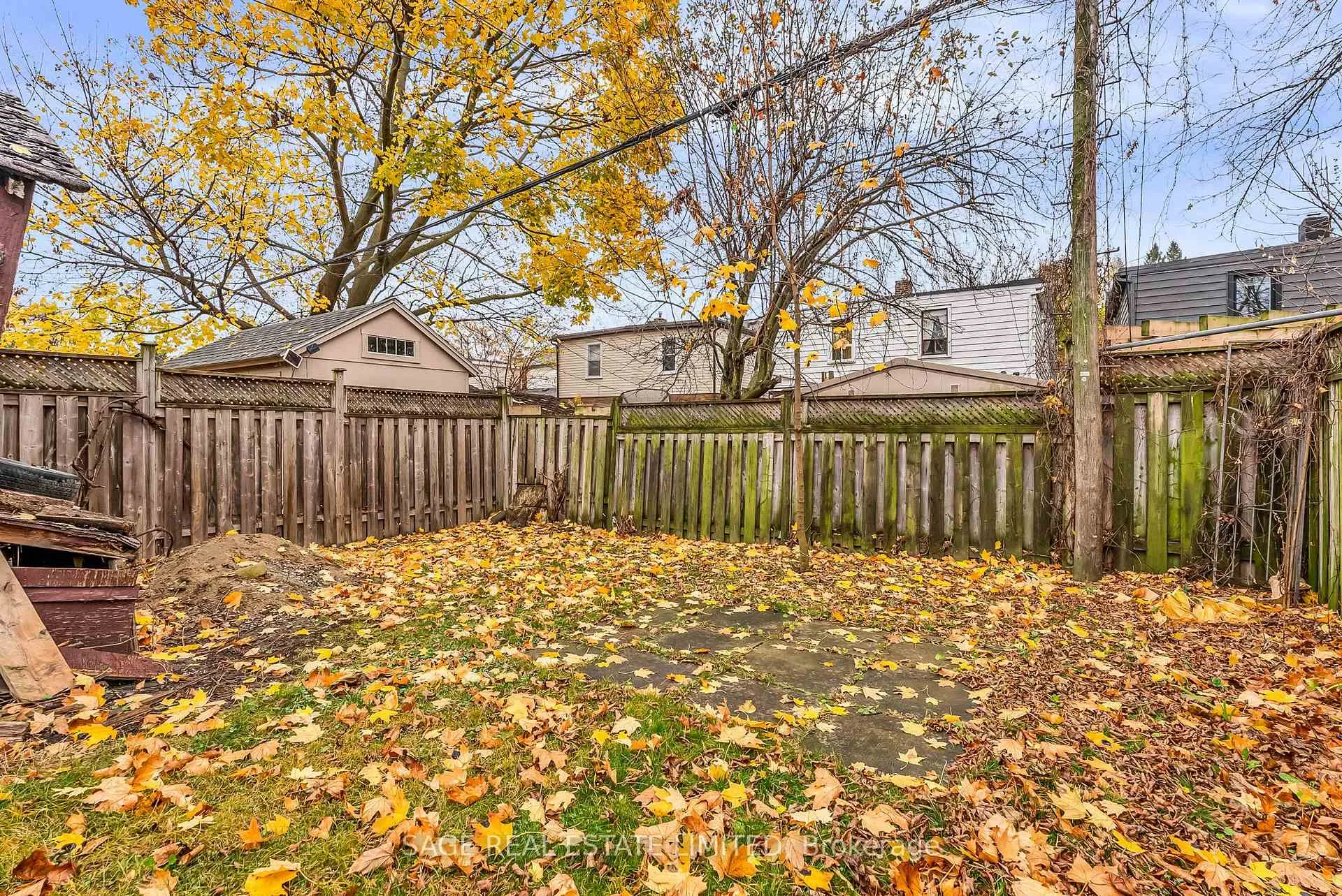 Photo 27 of 509 Sammon Avenue, Toronto, Danforth Village-East York — HOMEH